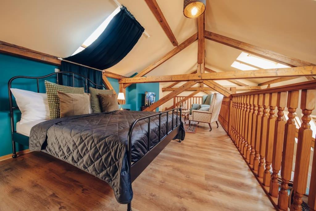 Ferienwohnung Magnificent Historical Penthouse In The Heart Of Prag Exterior foto